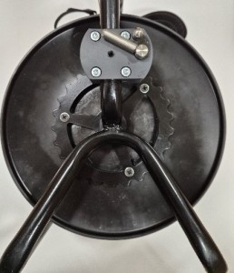 Стопорящее устройство на катушке